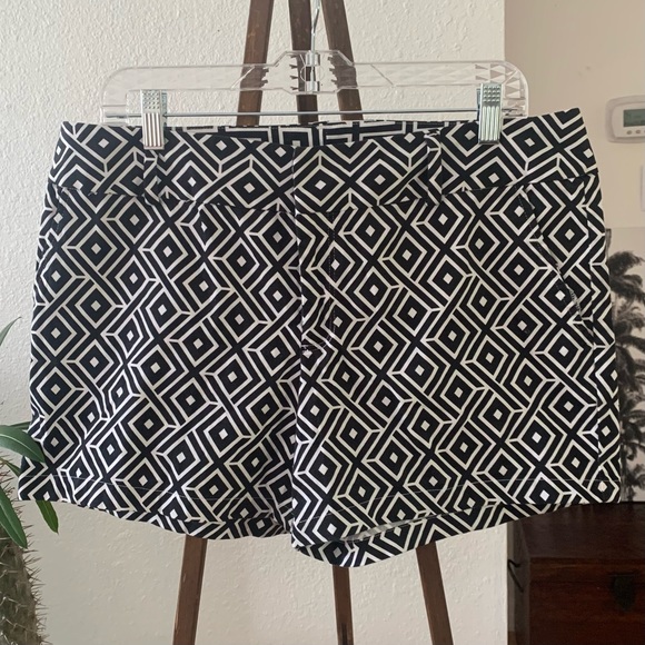 INC International Concepts Pants - I.N.C. International Concepts Black and white shorts with a geometric print